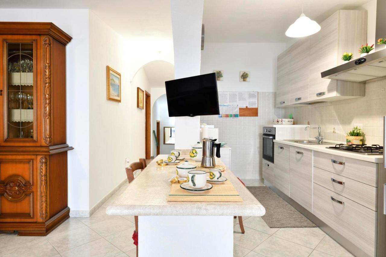 Appartamento Holiday Cala Gonone Exterior photo