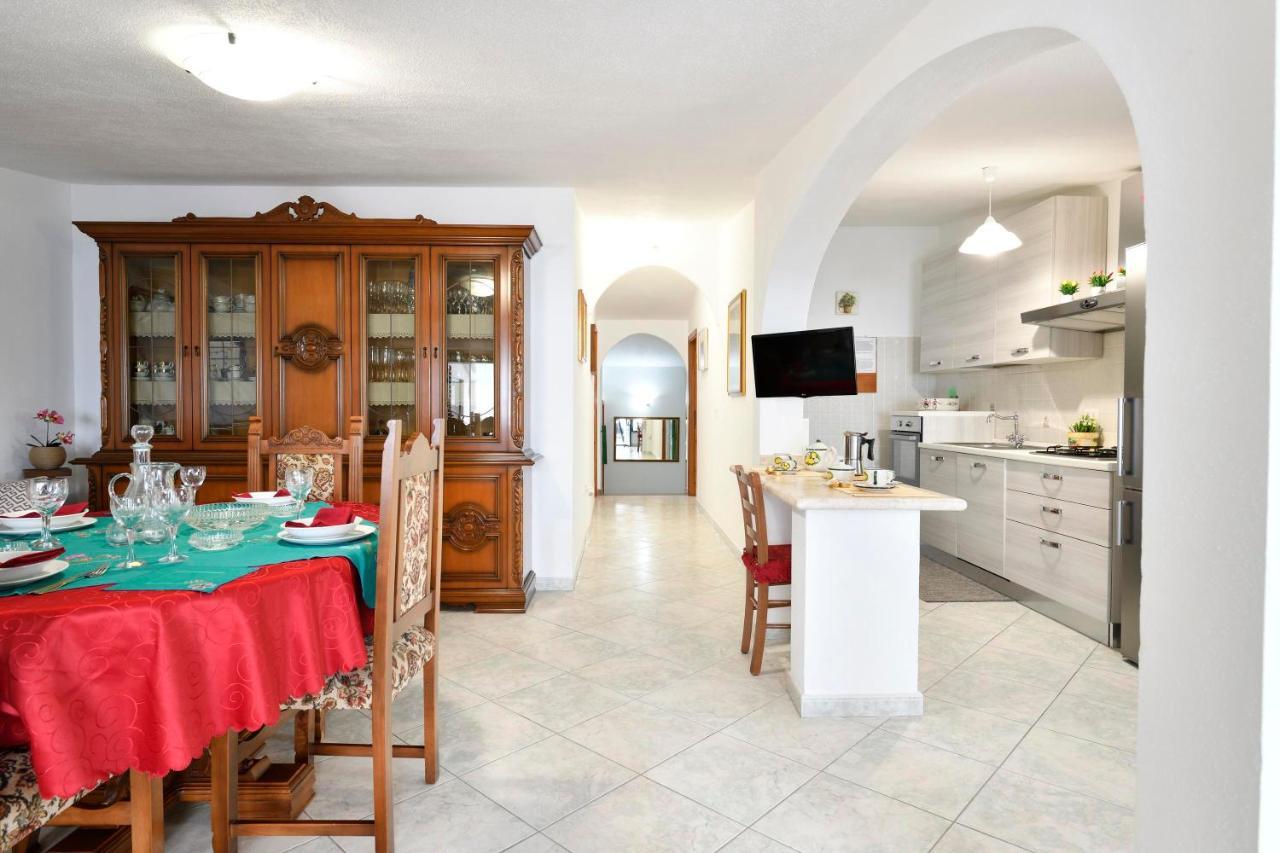 Appartamento Holiday Cala Gonone Exterior photo