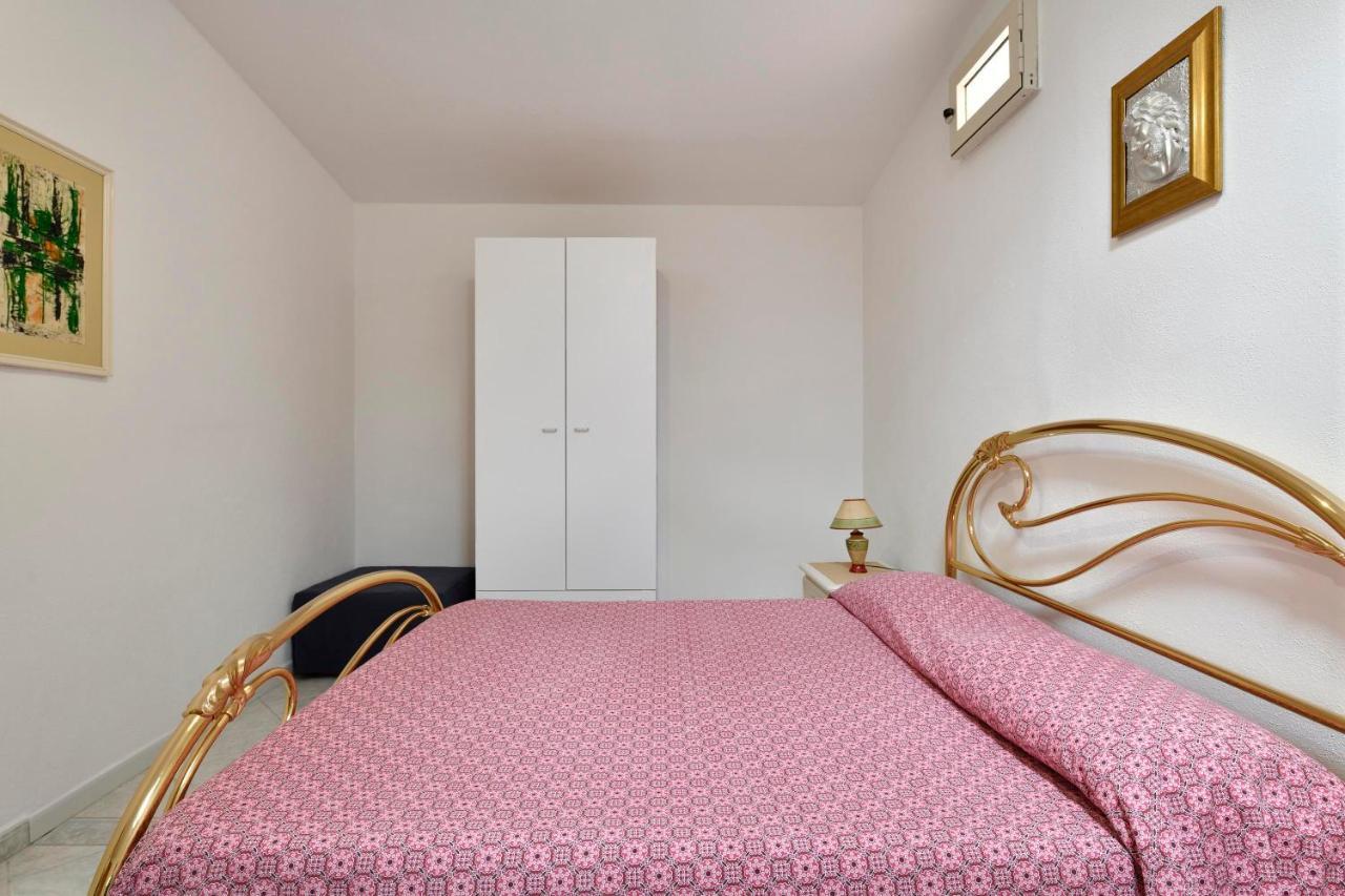 Appartamento Holiday Cala Gonone Exterior photo
