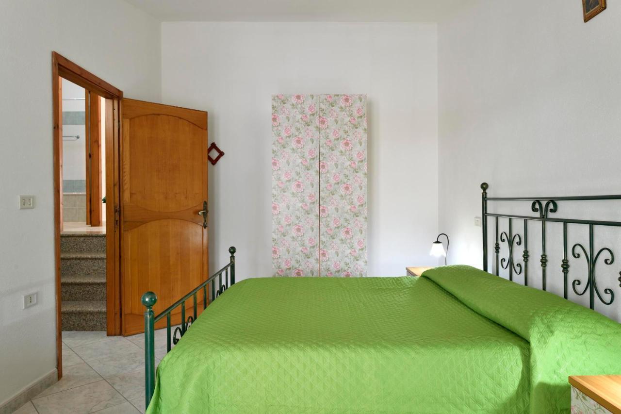 Appartamento Holiday Cala Gonone Exterior photo