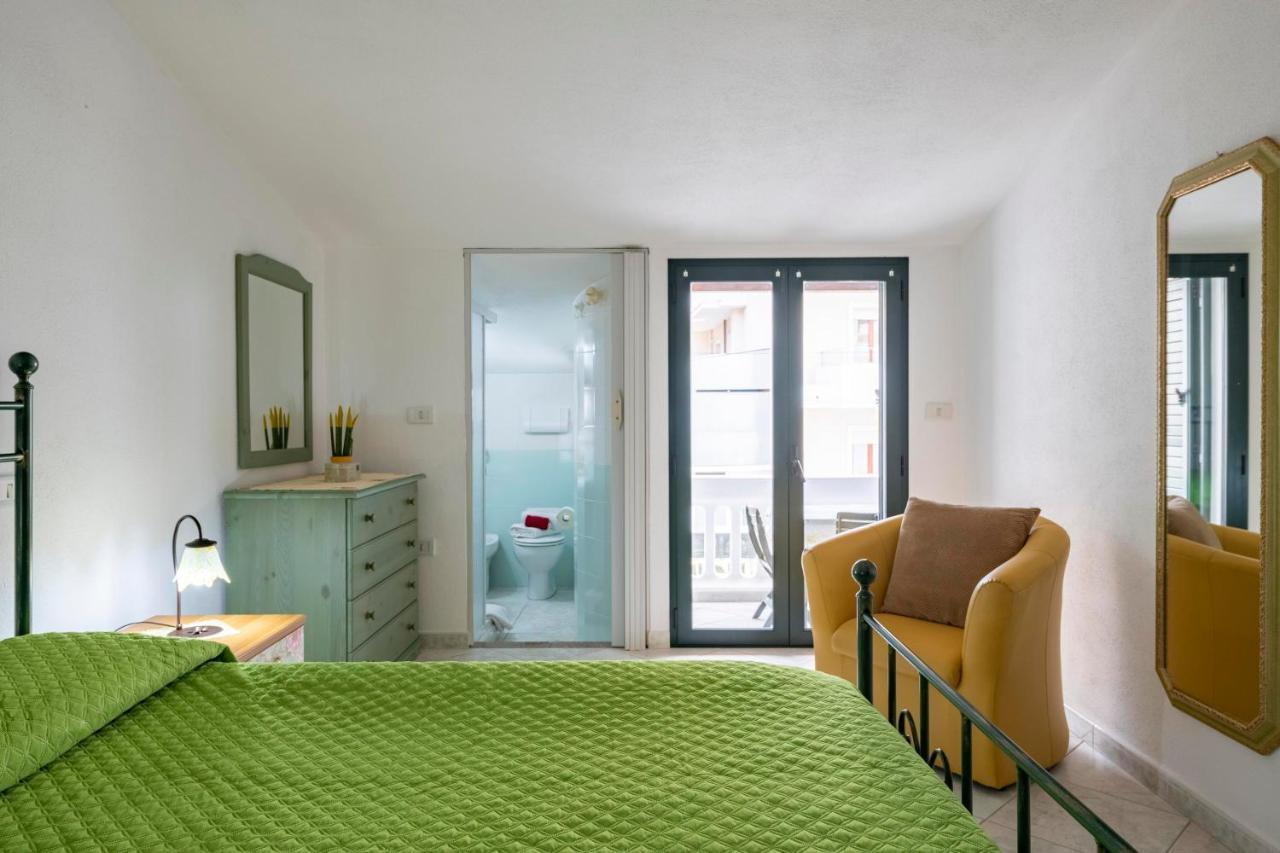 Appartamento Holiday Cala Gonone Exterior photo