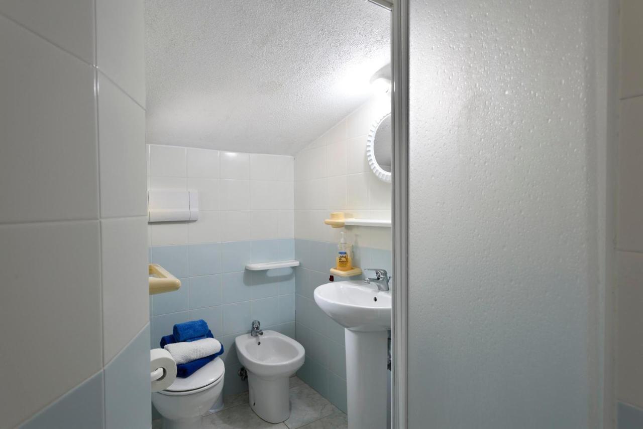 Appartamento Holiday Cala Gonone Exterior photo