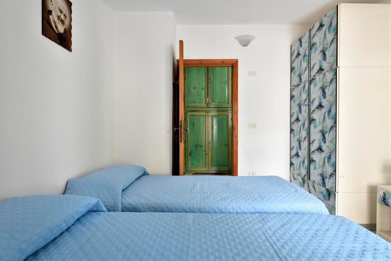 Appartamento Holiday Cala Gonone Exterior photo